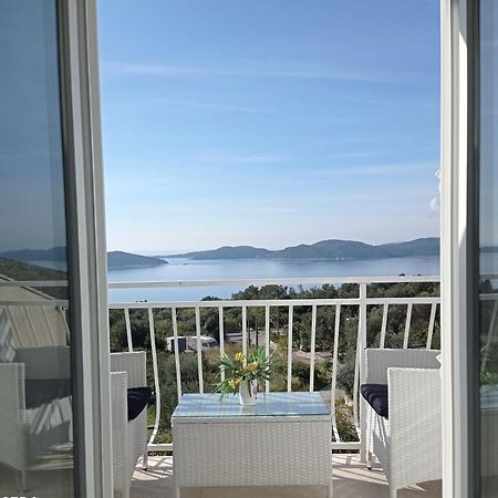 Apartment Lucija With Sea View ดูบรอฟนิก ภายนอก รูปภาพ