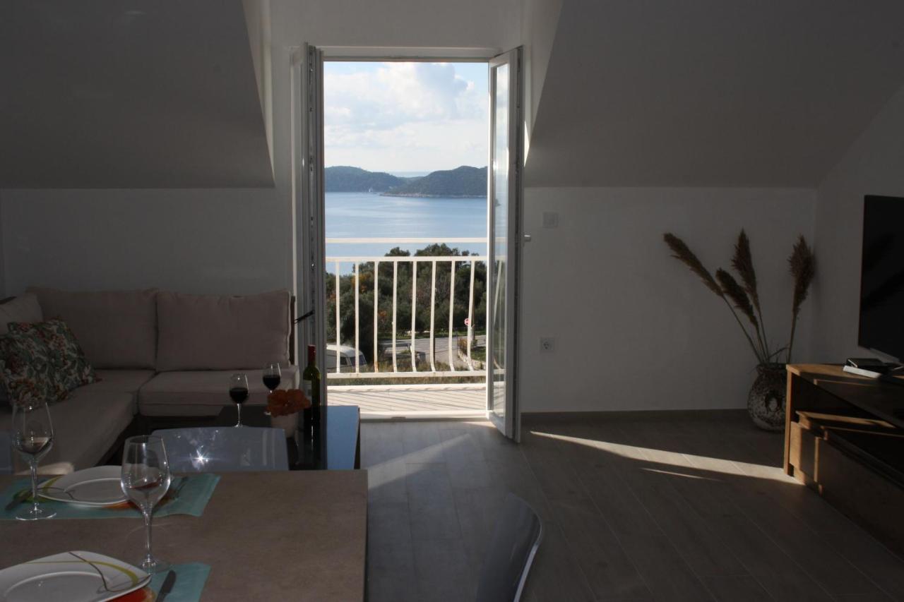Apartment Lucija With Sea View ดูบรอฟนิก ภายนอก รูปภาพ